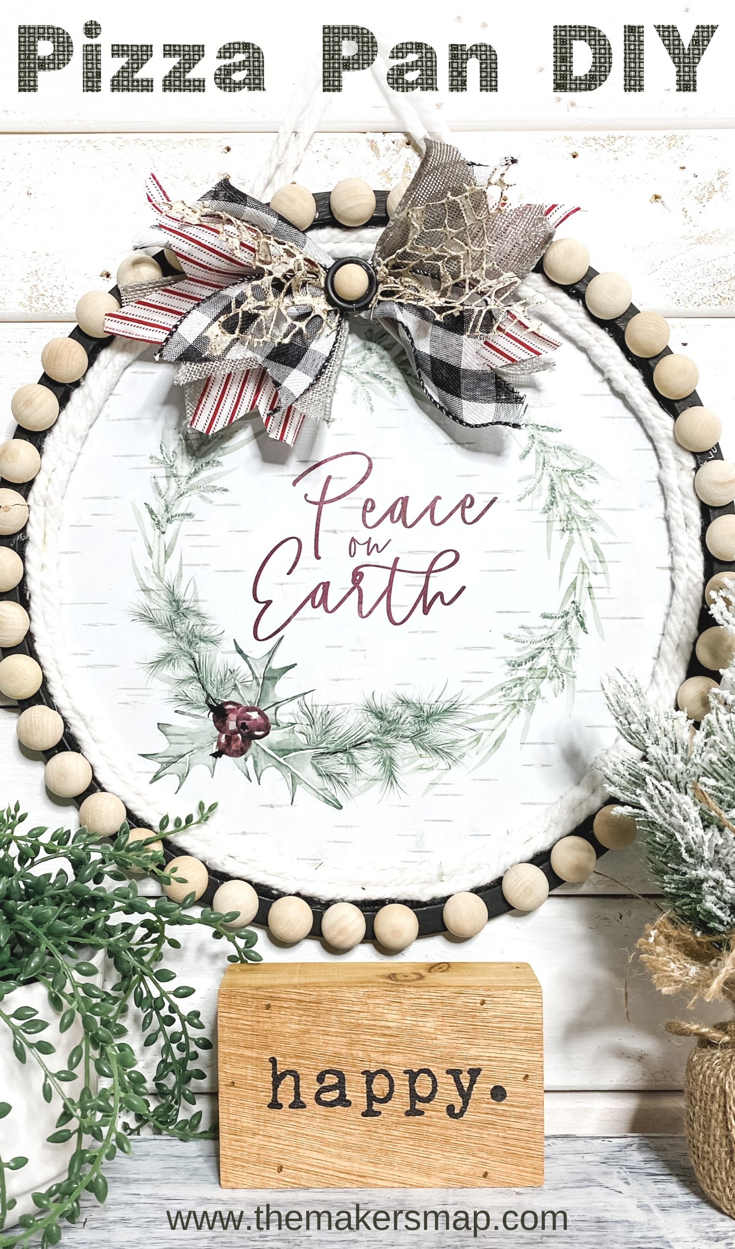 12 Ideas for using DOLLAR TREE PIZZA PANS, Fall DIY's, Christmas Sign