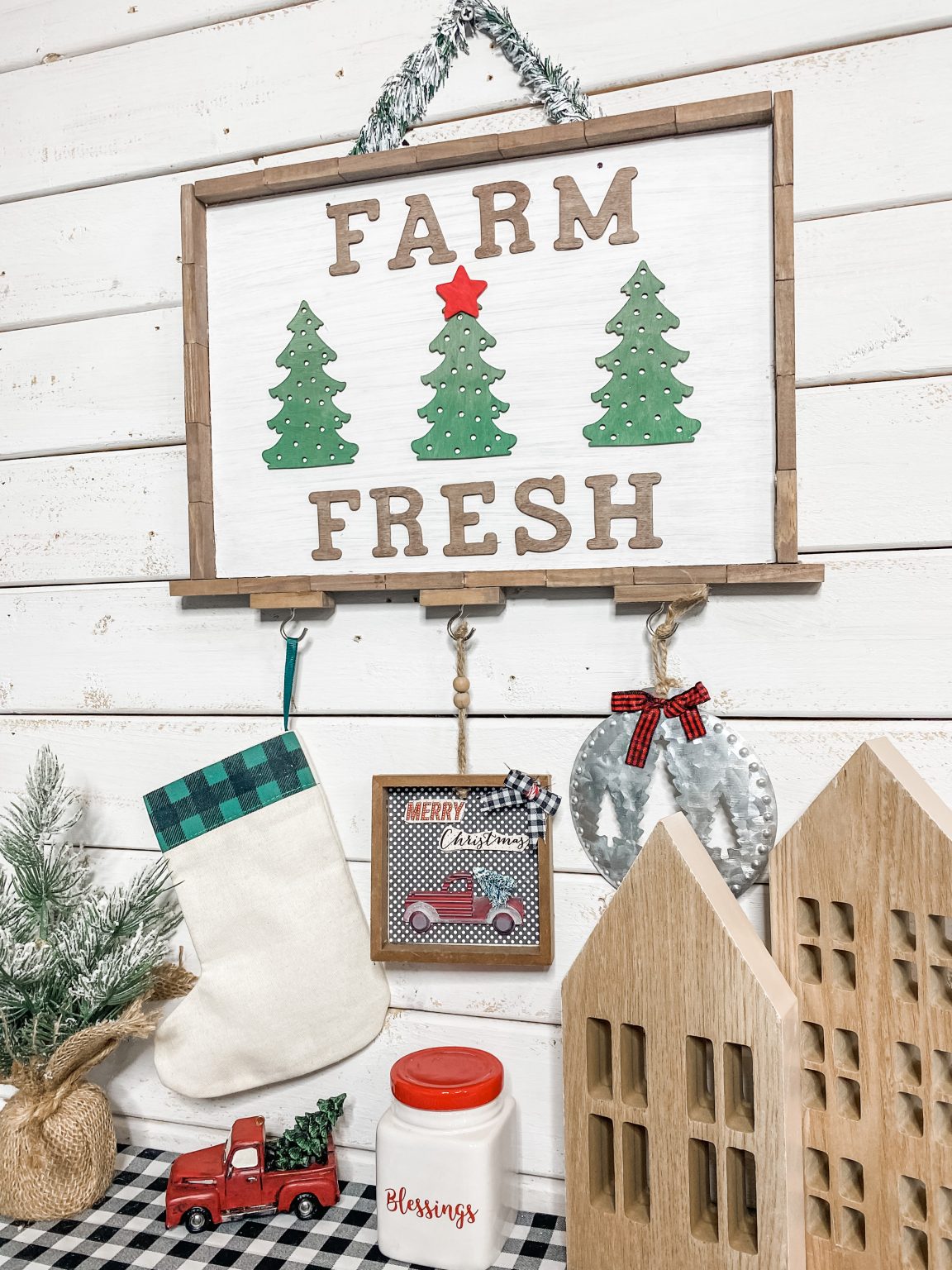 5 Dollar Tree Farmhouse Christmas DIY Easy and Affordable DIY