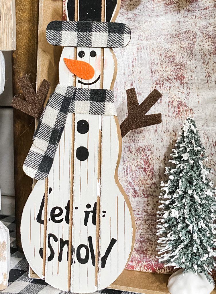 How to Make a Winter Scene with a Snowman DIY Decor