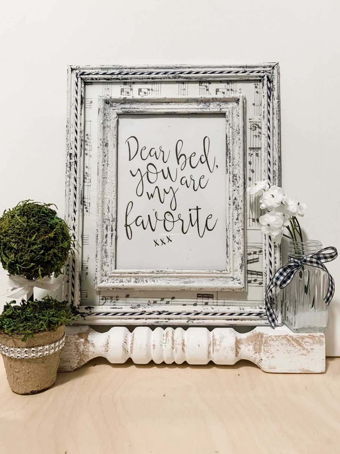 Dollar Tree Picture Frame DIY Home Decor - DIY Decor Tutorial