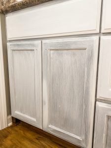 How to paint your bathroom cabinets in one weekend without sanding first!