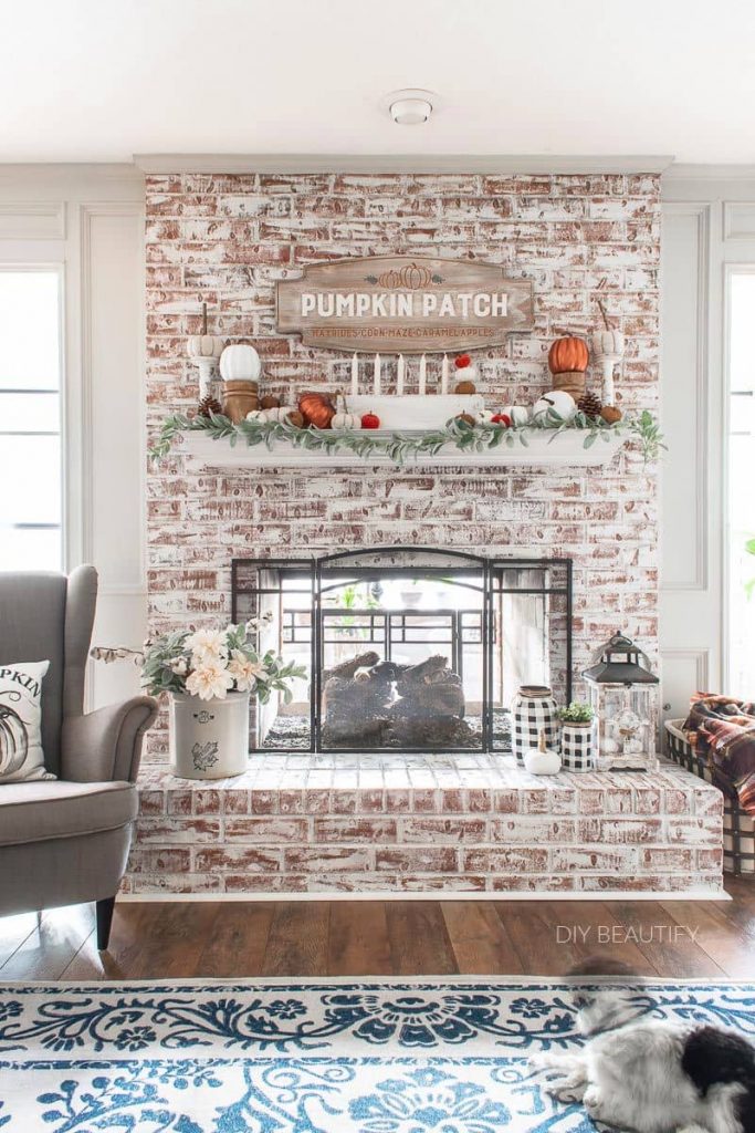 Simple Fall Mantel Decor Ideas - The Makers Map with Amber Strong