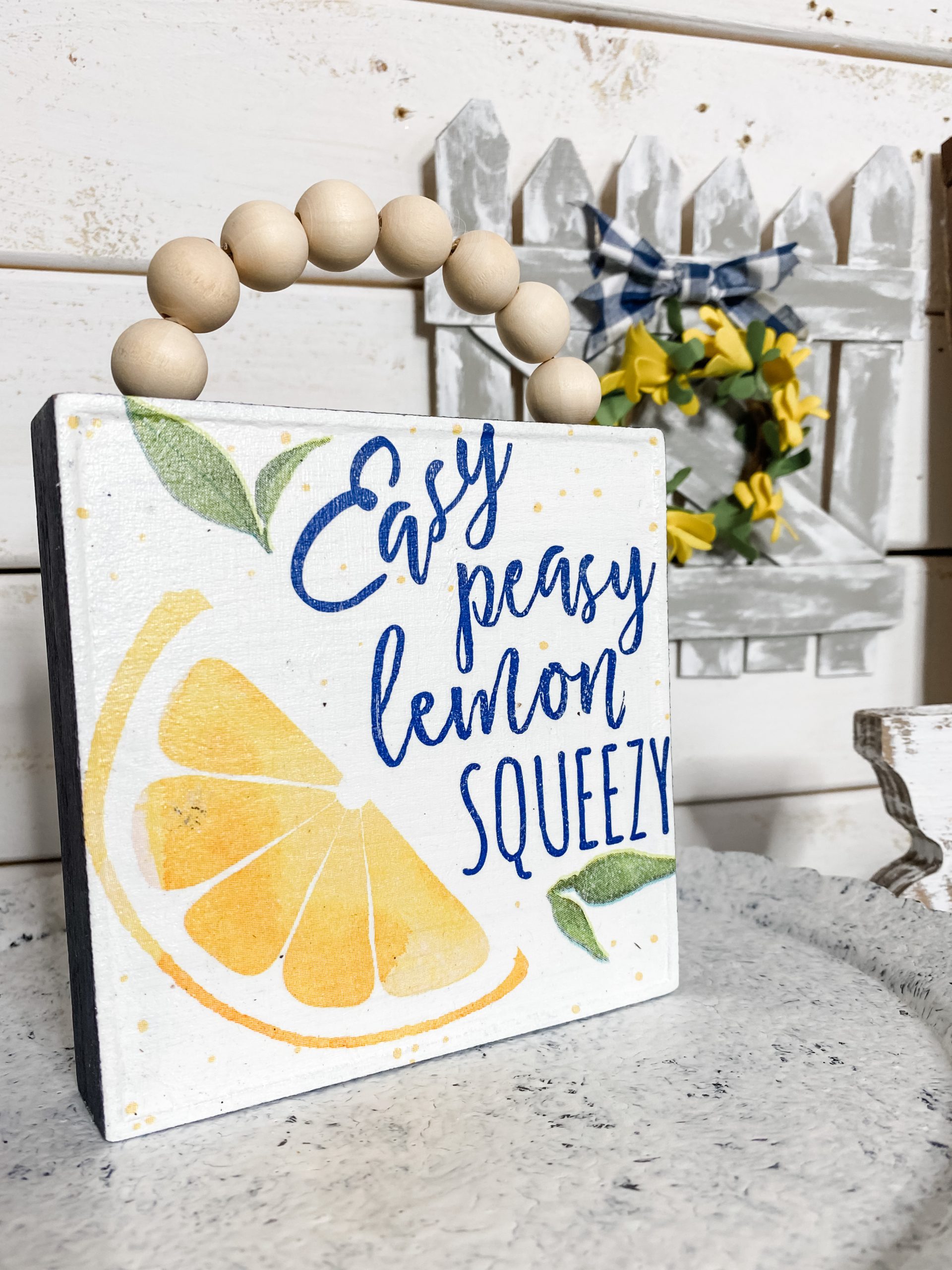Easy Peasy Lemon Squeezy Napkin DIY Decor - Easy DIY Tutorial